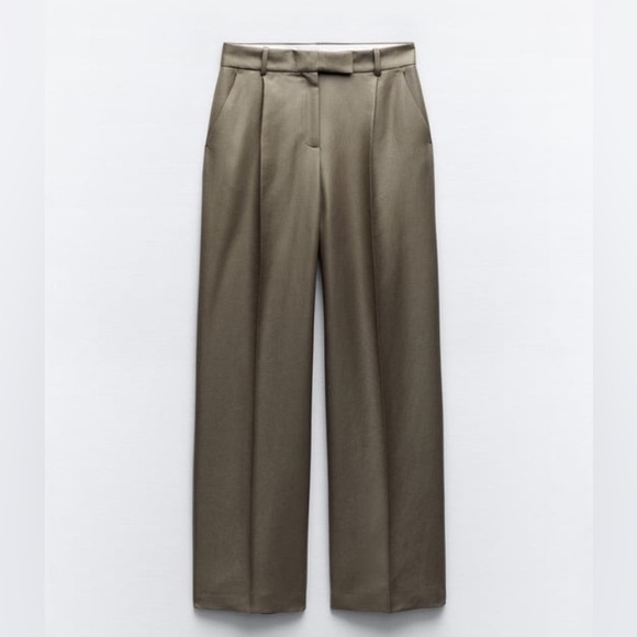 Zara Pants - Zara RARE Straight Cut Pleated Pants with Pockets In Khaki Size L